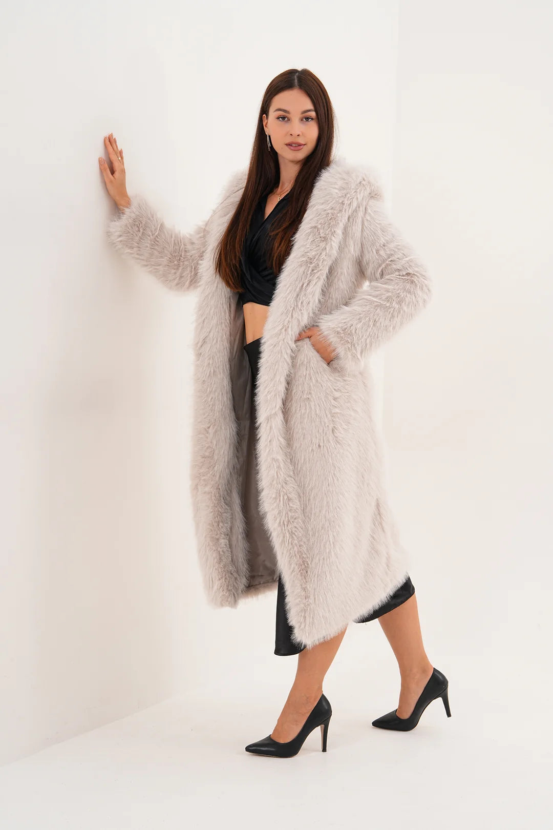 Hooded Faux Fur Coat – Beige